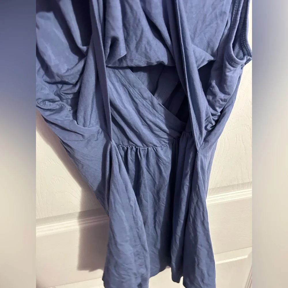 Blue nursing tank top - Picture 3 of 5